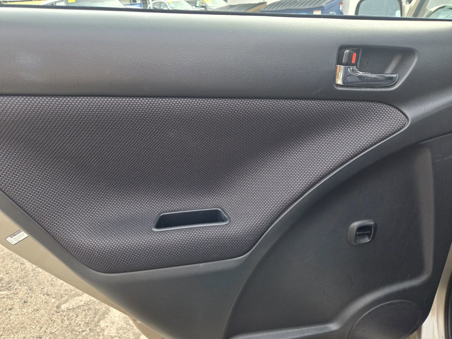 Used 2003 Toyota Matrix XR image 12