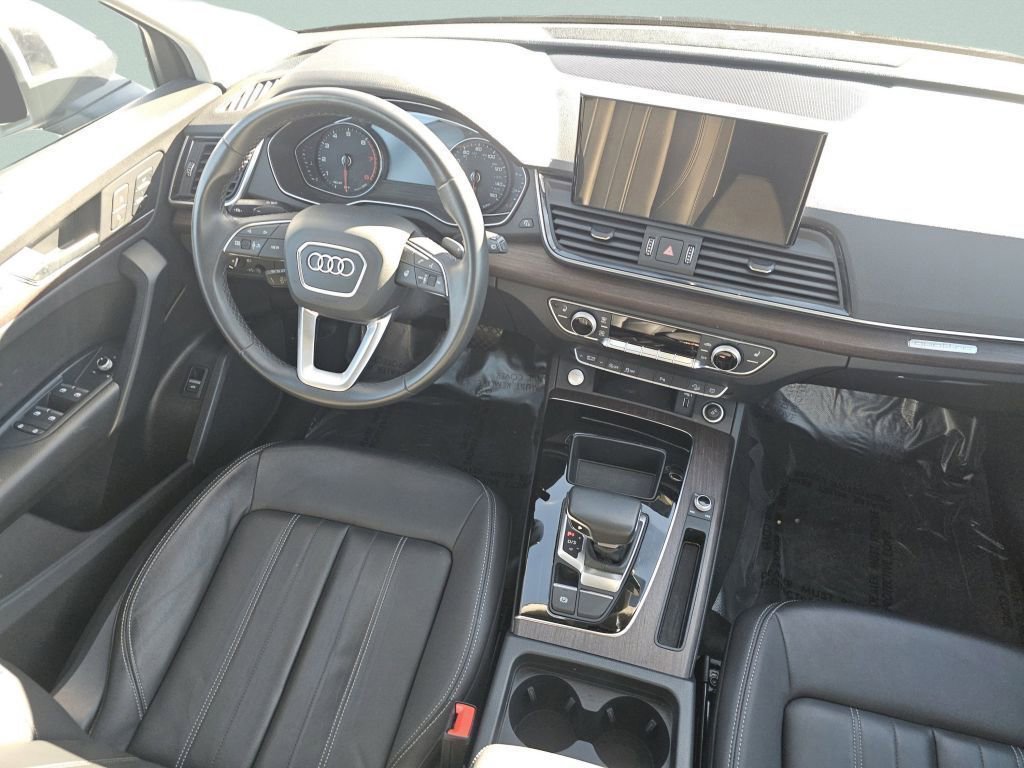 Used 2023 Audi Q5 2.0T Premium w/ Convenience Package AWD/4WD image 29