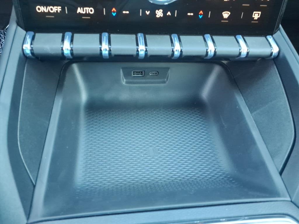 New 2026 GMC Terrain Elevation w/ Elevation Premium Package image 12