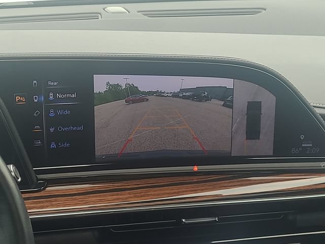 Used 2024 Cadillac Escalade Premium Luxury w/ LPO, Floor Liner Package AWD/4WD image 21