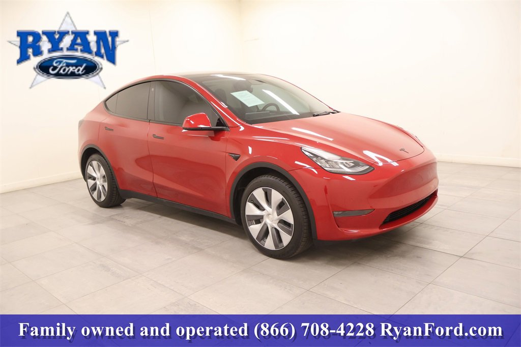 Used 2022 Tesla Model Y Long Range image 2