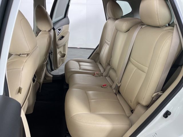 Used 2020 Nissan Rogue SV image 42