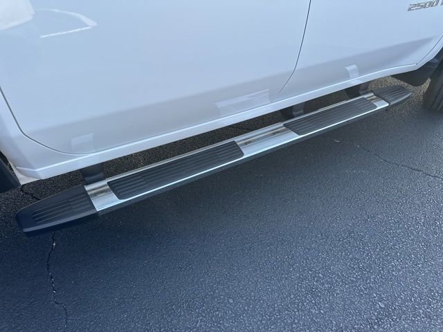 Used 2024 Chevrolet Silverado 2500 LT image 31