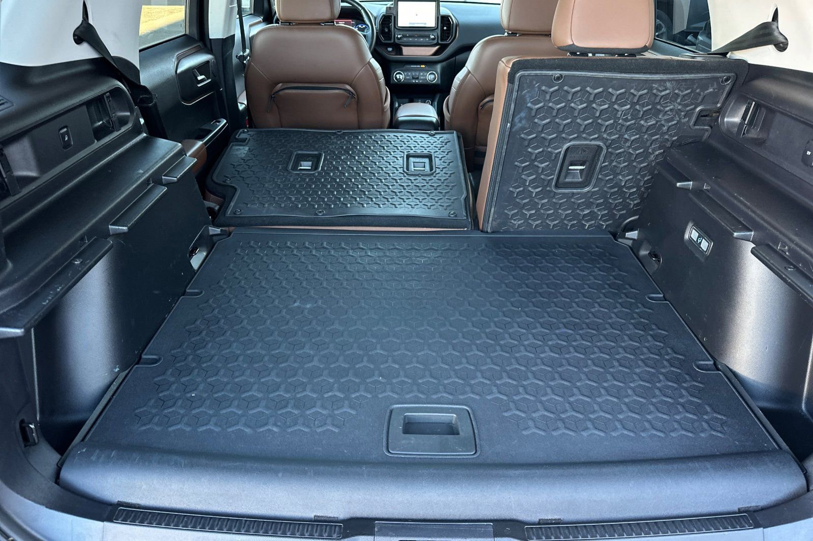 Used 2023 Ford Bronco Sport Outer Banks w/ Tech Package image 16