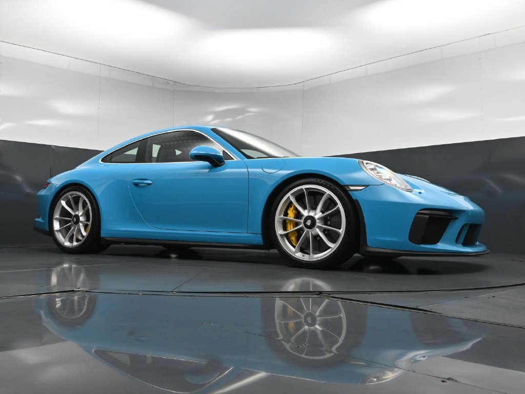 Certified 2018 Porsche 911 GT3 RWD image 26