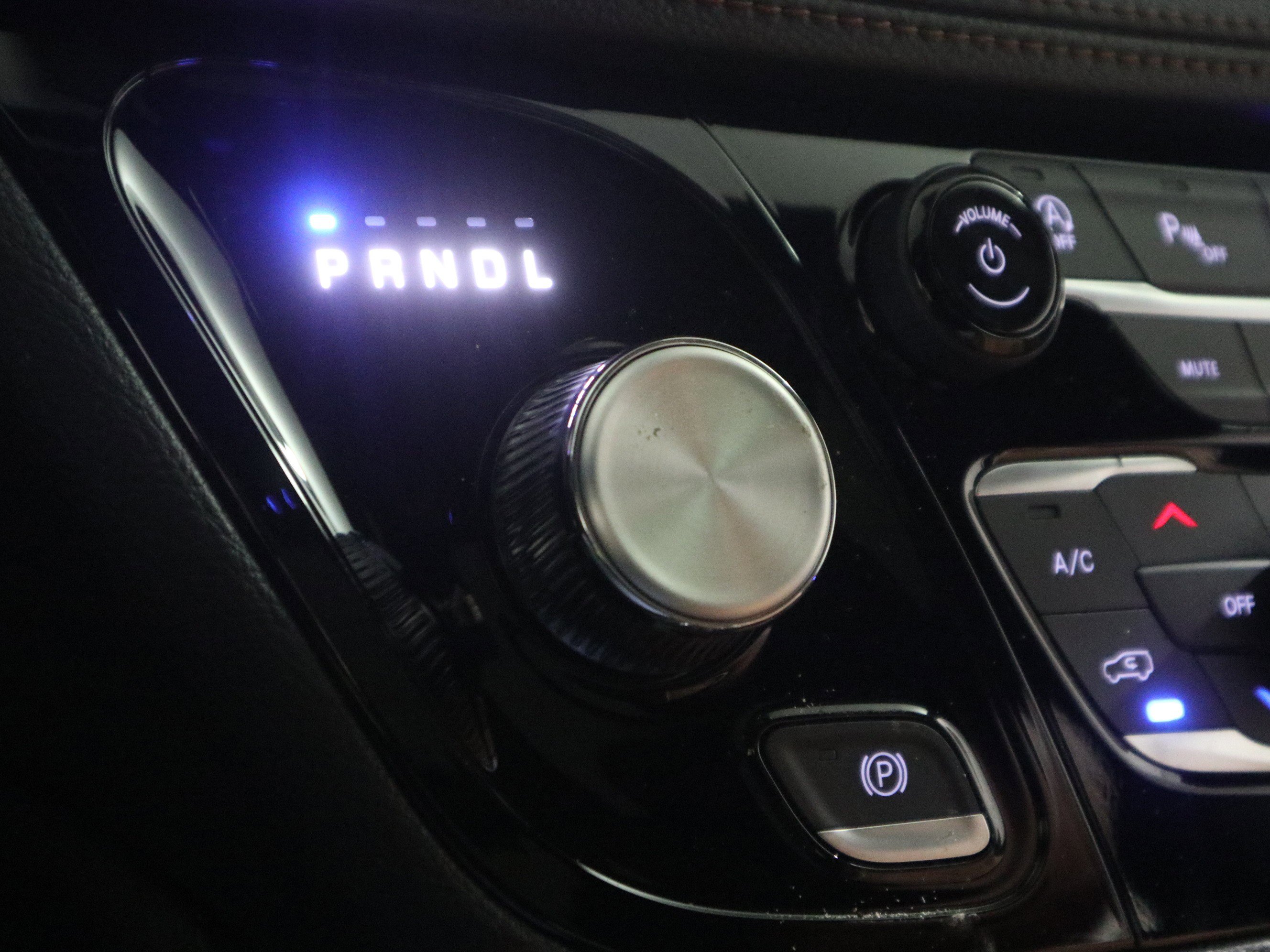 New 2026 Chrysler Pacifica Pinnacle image 29