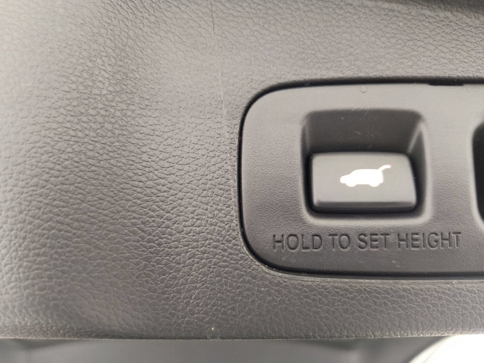 Used 2020 Honda CR-V Touring image 31