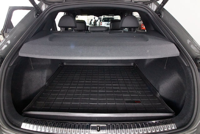 Used 2022 Audi Q3 2.0T Premium Plus w/ Premium Plus Package AWD/4WD image 37