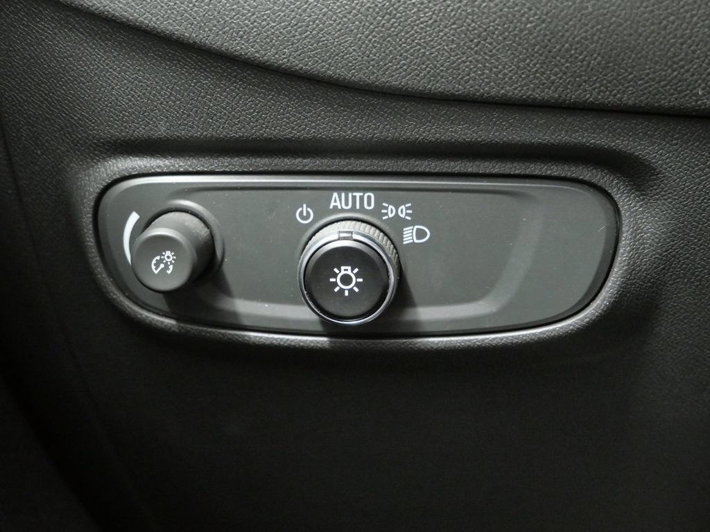 Used 2023 Chevrolet Equinox LT FWD image 21