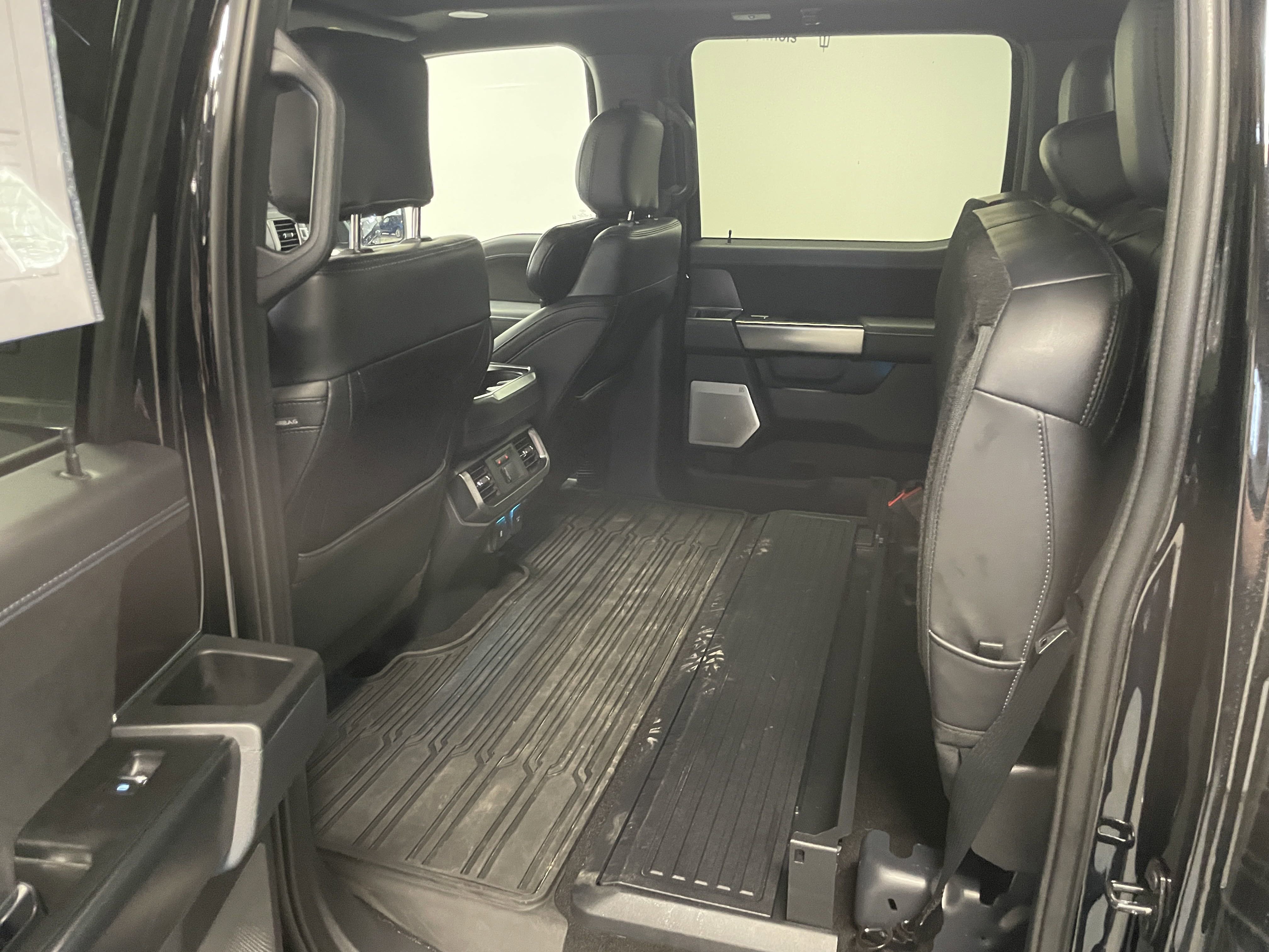 Used 2024 Ford F150 Platinum w/ Equipment Group 702A High image 27