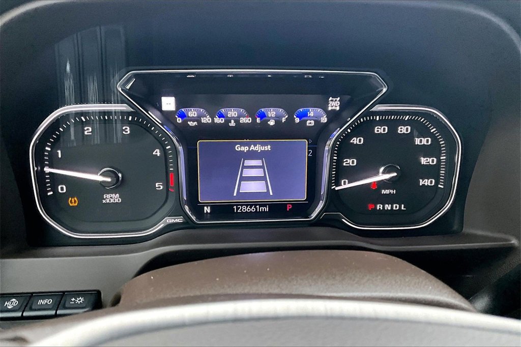 Used 2023 GMC Sierra 3500 Denali w/ Denali Ultimate Package image 18