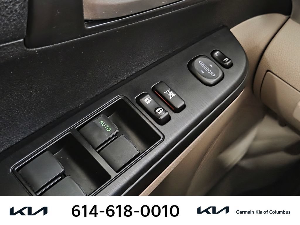 Used 2014 Toyota Camry LE FWD image 25