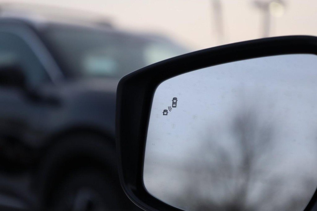 New 2025 Nissan Versa SV w/ Trunk Package image 17