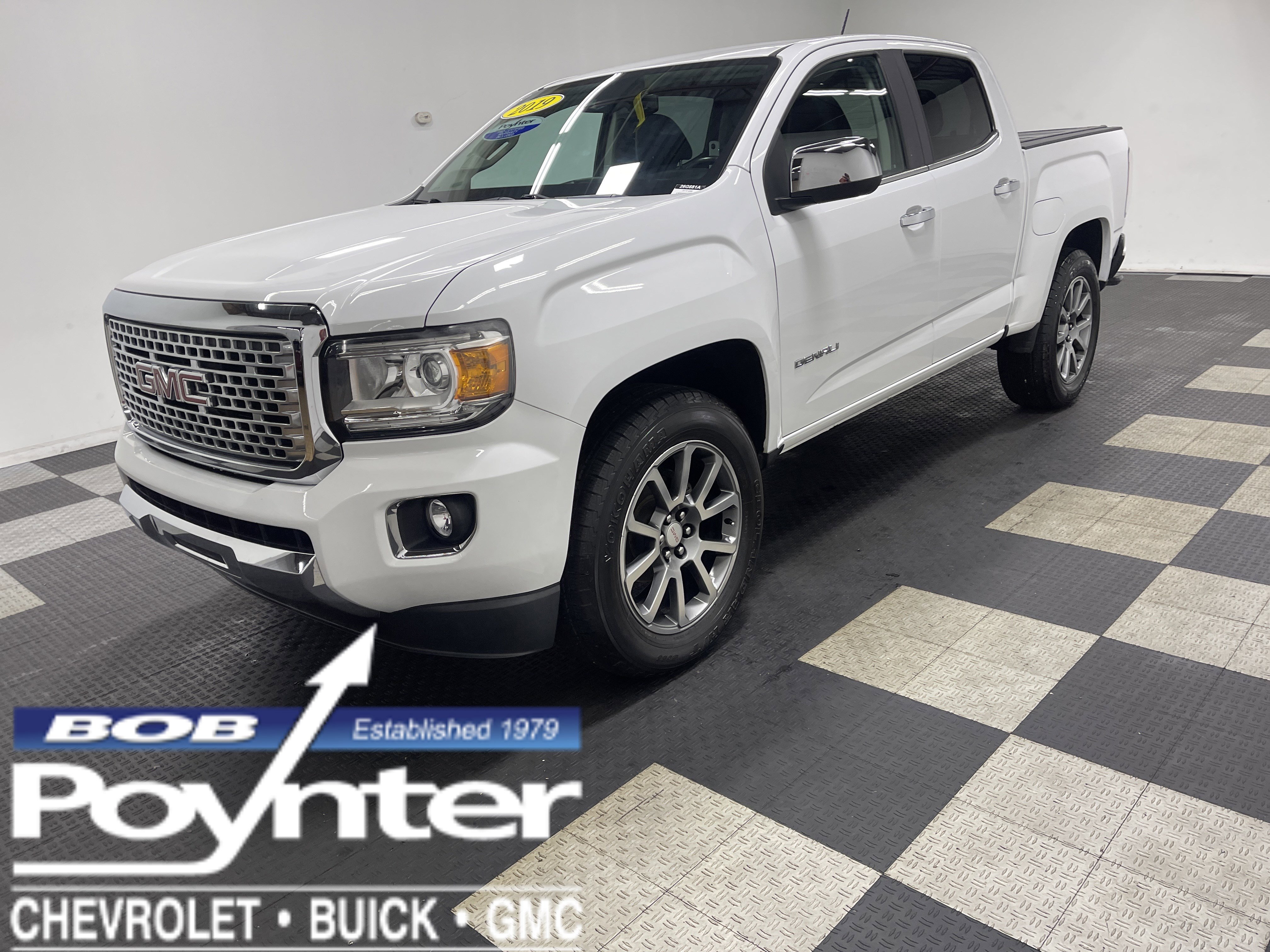 Used 2019 GMC Canyon Denali AWD/4WD image 1