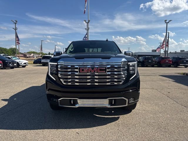New 2026 GMC Sierra 1500 Denali w/ Denali Reserve Package AWD/4WD image 3