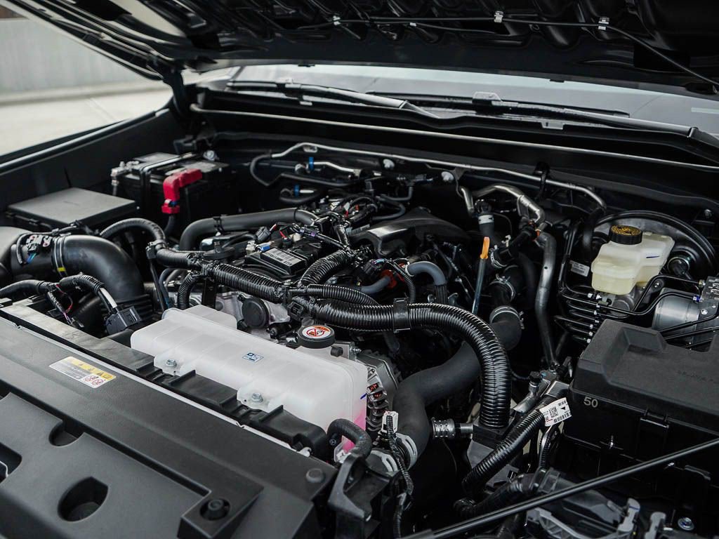 New 2025 Toyota Tacoma SR image 7