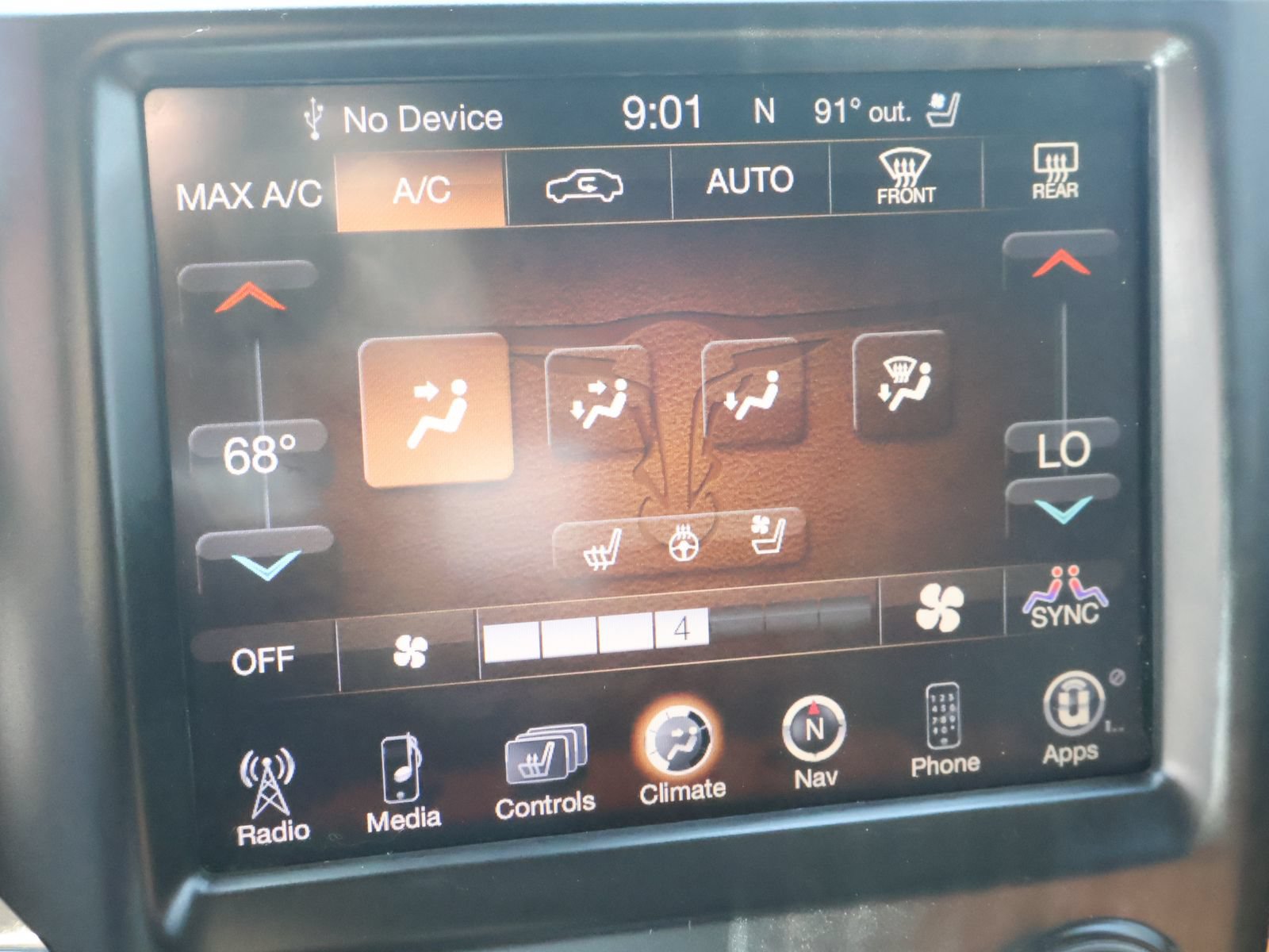 Used 2014 RAM 3500 Laramie Longhorn w/ Convenience Group AWD/4WD image 42