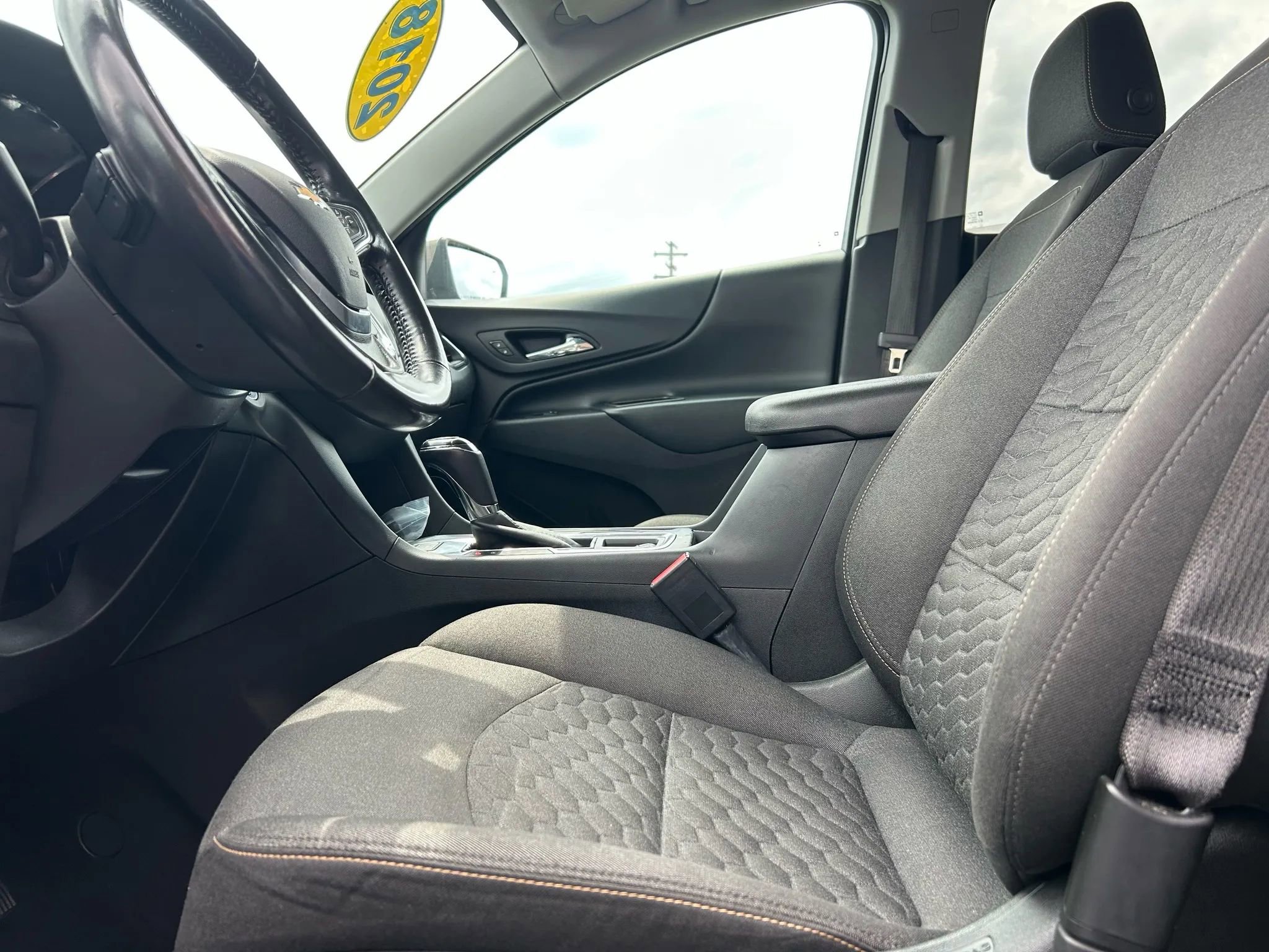 Used 2018 Chevrolet Equinox LT image 9