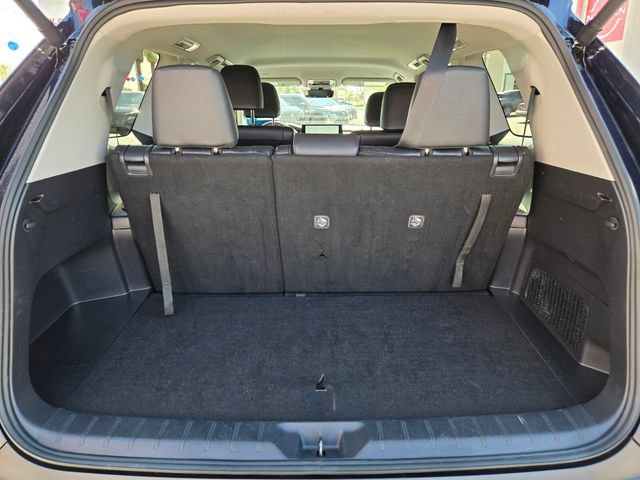 Used 2025 Toyota Grand Highlander FWD image 19