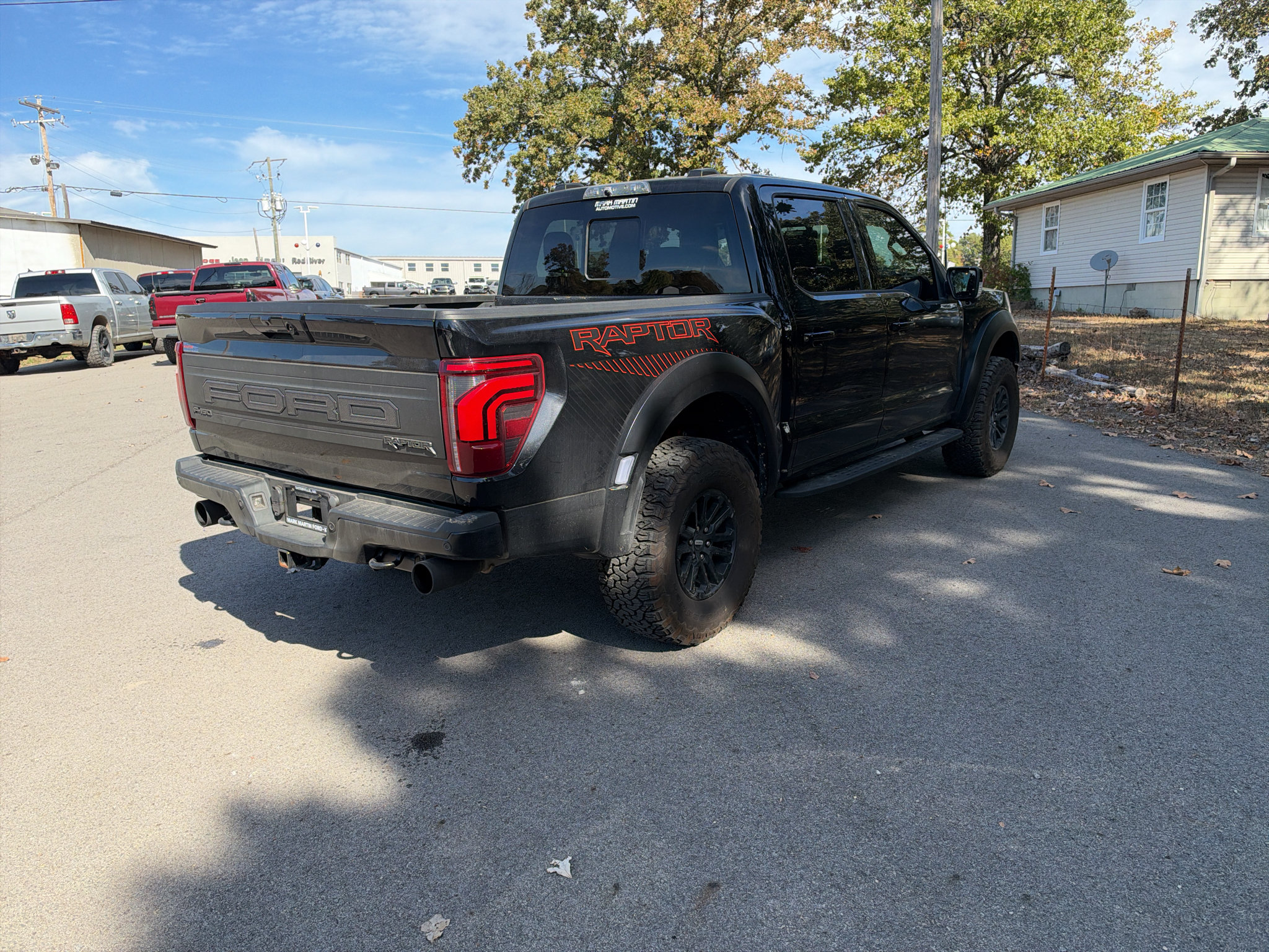 Used 2025 Ford F150 Raptor AWD/4WD image 2