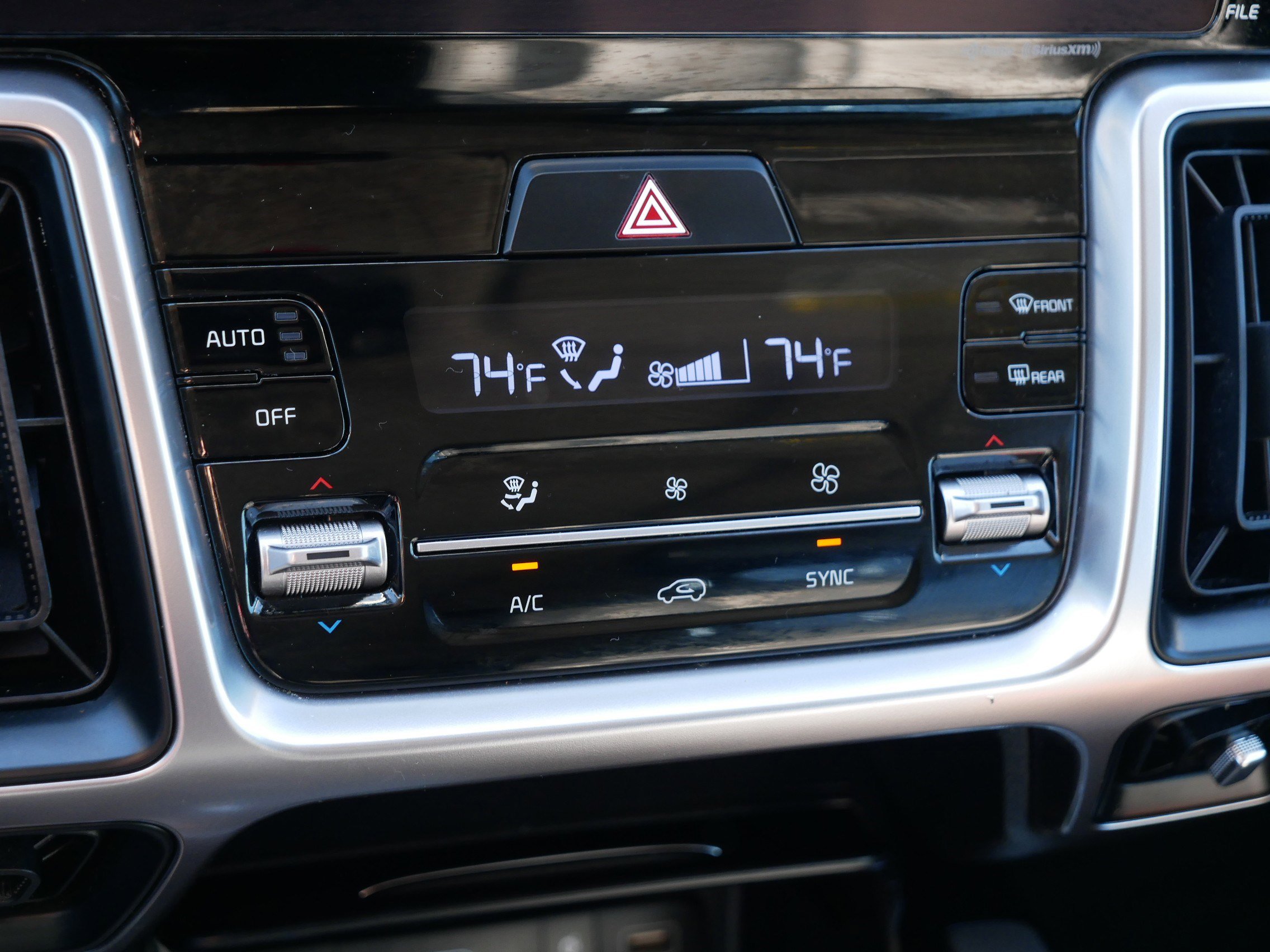 Certified 2022 Kia Sorento X-Line EX image 23