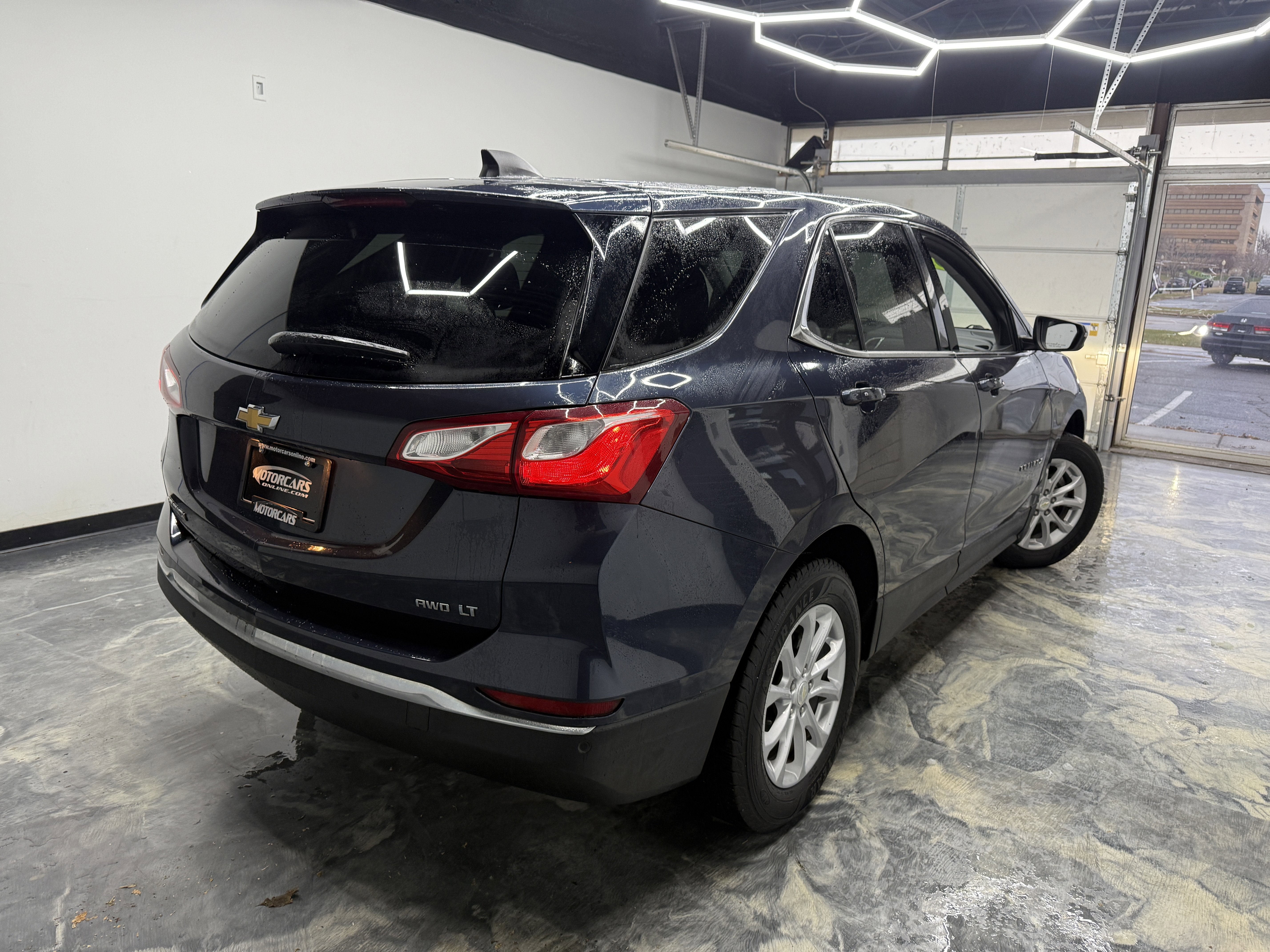 Used 2018 Chevrolet Equinox LT image 5