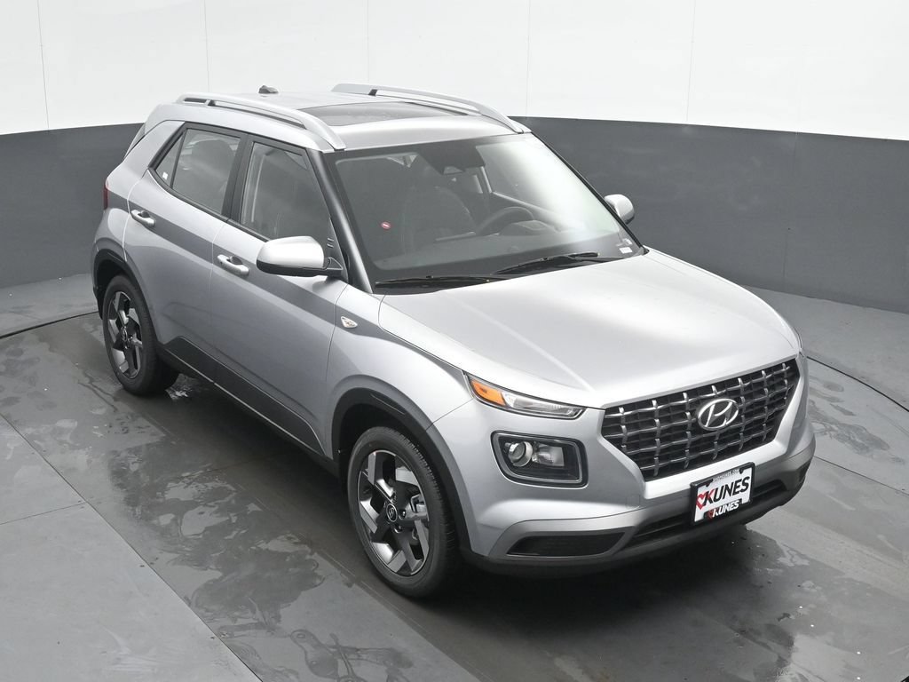 New 2026 Hyundai Venue SEL FWD image 34