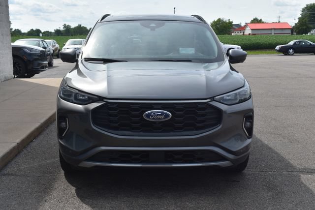 Used 2023 Ford Escape ST-Line Elite w/ Premium Technology Package AWD/4WD image 16