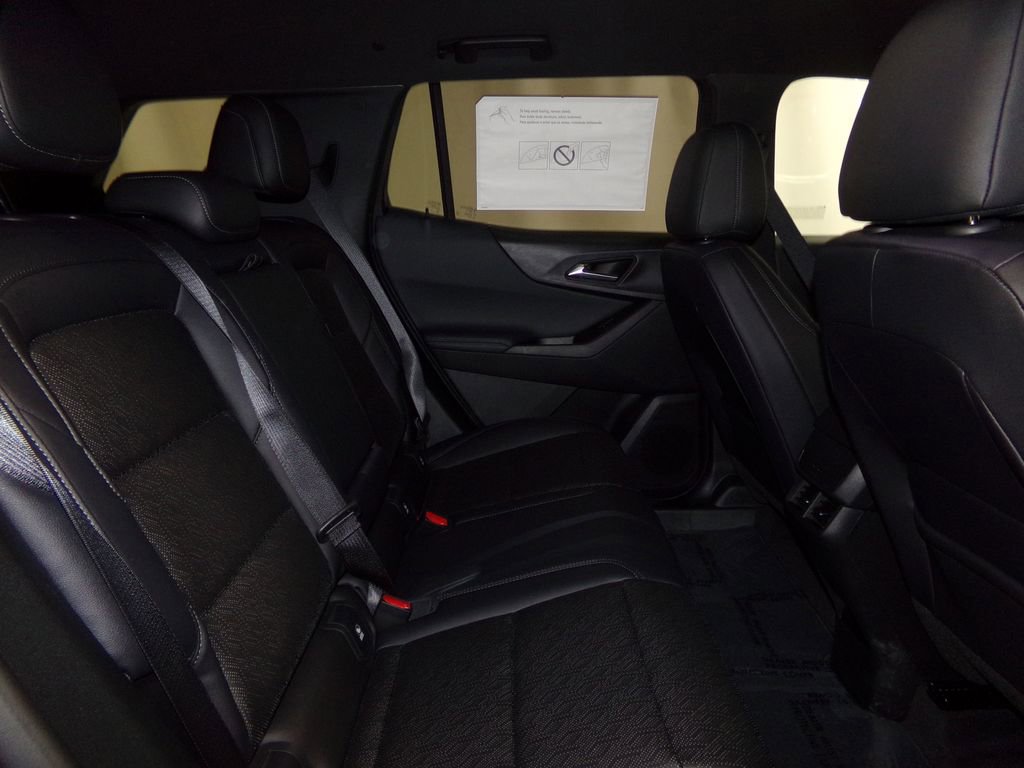 New 2026 Chevrolet Equinox LT w/ Convenience Package II image 10