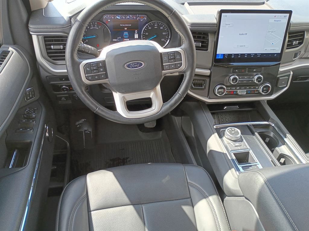Used 2024 Ford Expedition XLT image 6