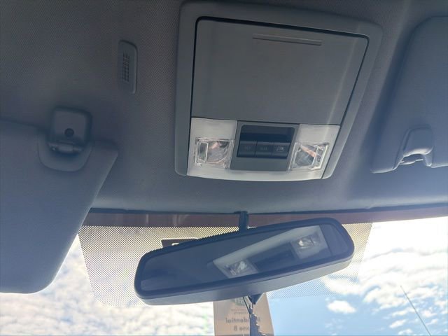 Used 2012 Ford F150 Lariat w/ Lariat Chrome Pkg image 18