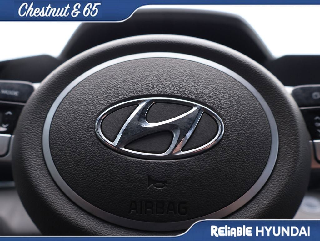 Used 2022 Hyundai Elantra SEL image 27