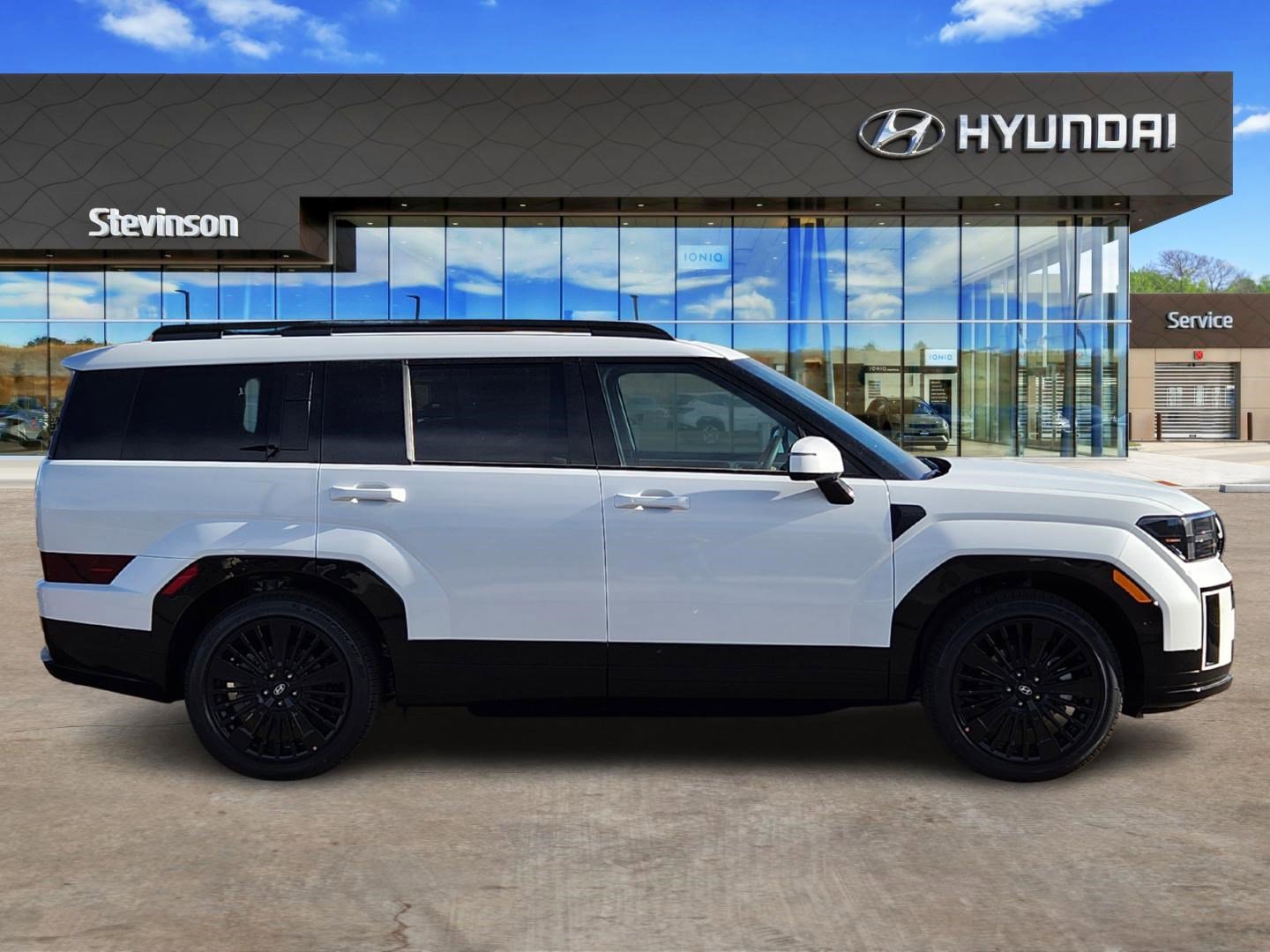 New 2026 Hyundai Santa Fe Calligraphy w/ Tow & Go Package image 4