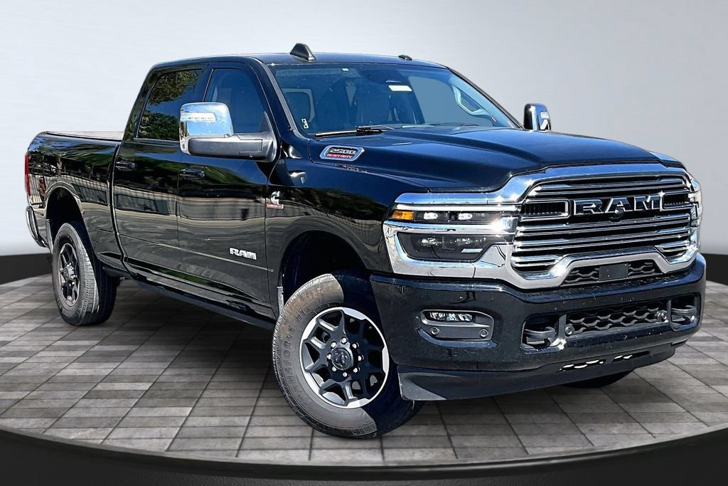 Used 2025 RAM 2500 Laramie AWD/4WD image 33