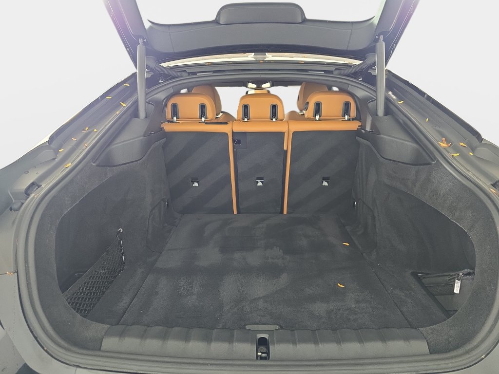 Certified 2024 BMW i4 eDrive40 w/ Premium Package RWD image 11