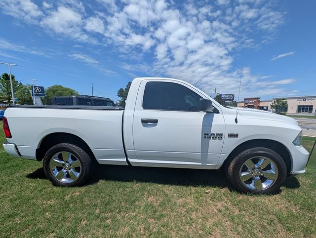 Used 2019 RAM 1500 Express RWD image 6