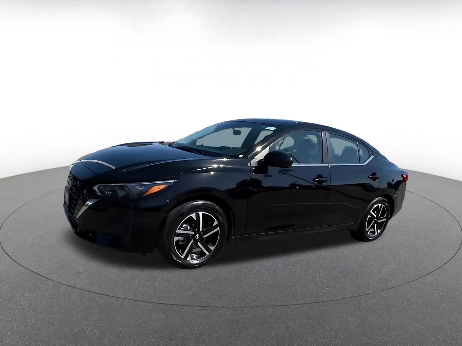 Used 2025 Nissan Sentra SV FWD image 7