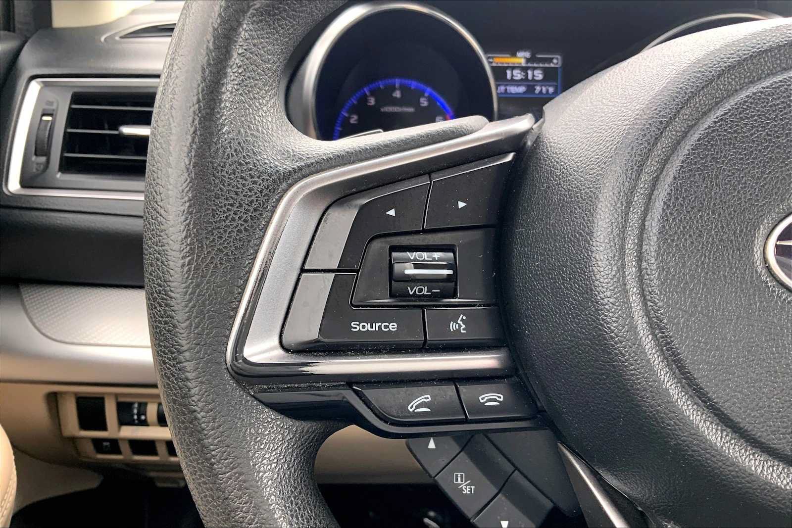 Used 2019 Subaru Outback 2.5i AWD/4WD image 23