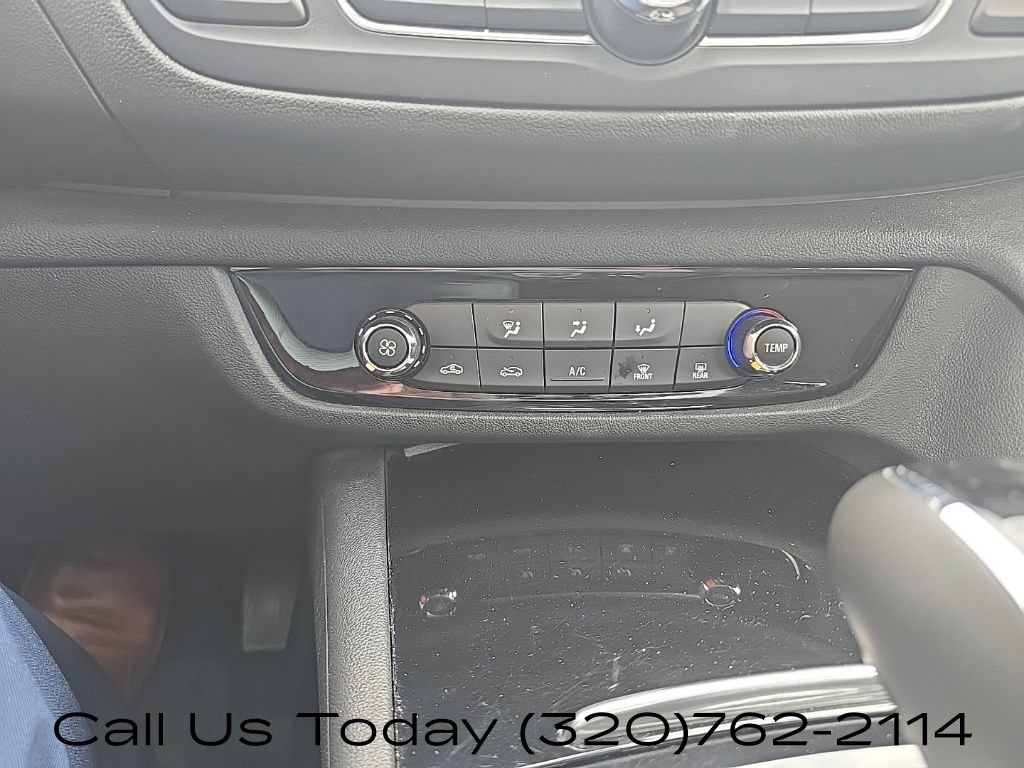 Used 2019 Buick Regal Preferred w/ Sights and Sounds Package AWD/4WD image 18