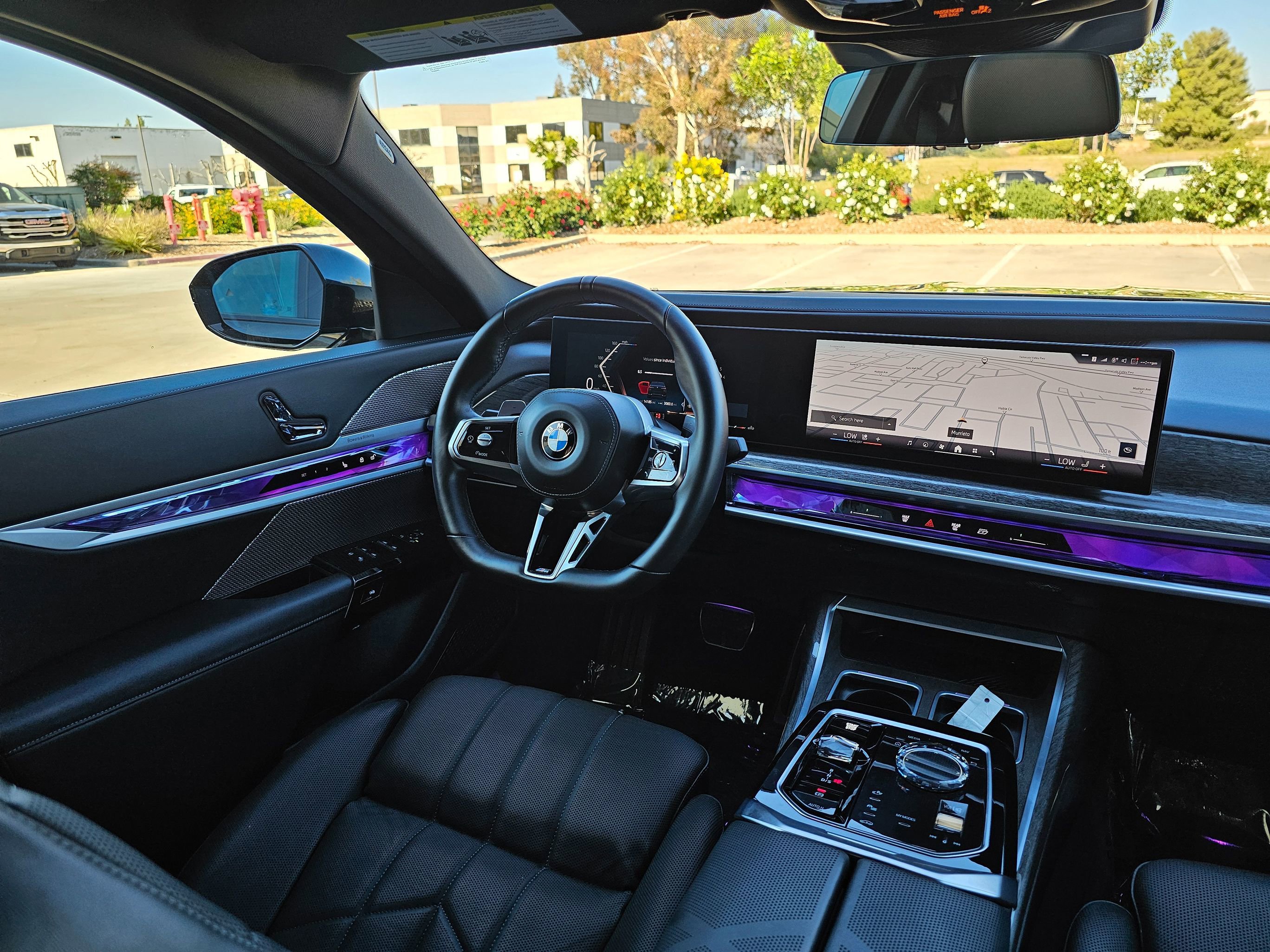 Used 2025 BMW 740i image 31