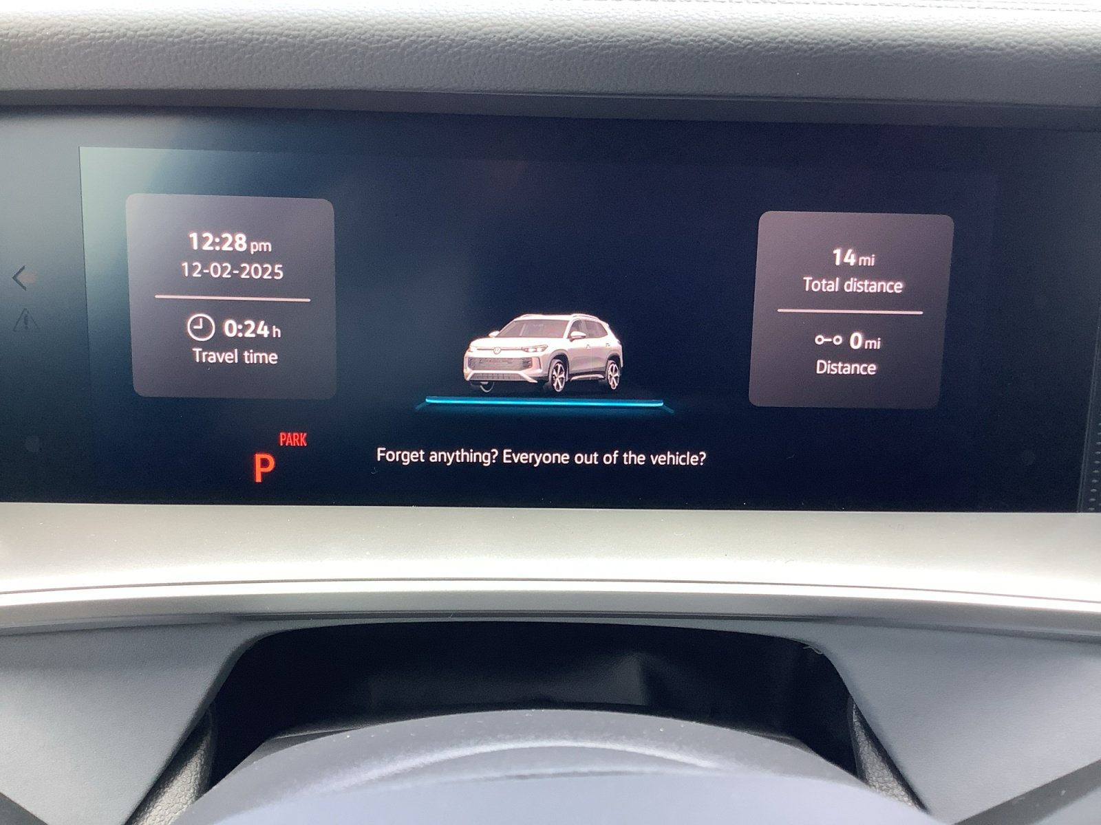 New 2026 Volkswagen Tiguan SE R-Line FWD image 13