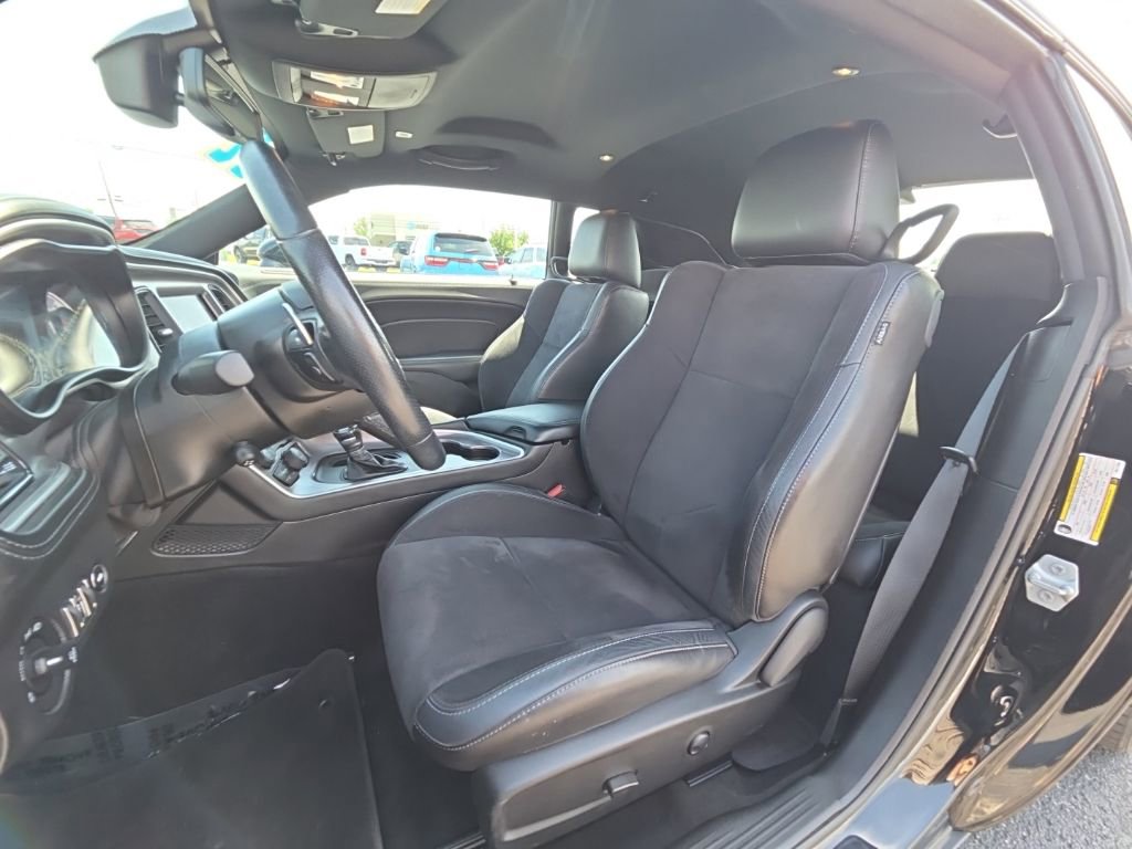 Used 2022 Dodge Challenger R/T w/ Plus Package RWD image 30
