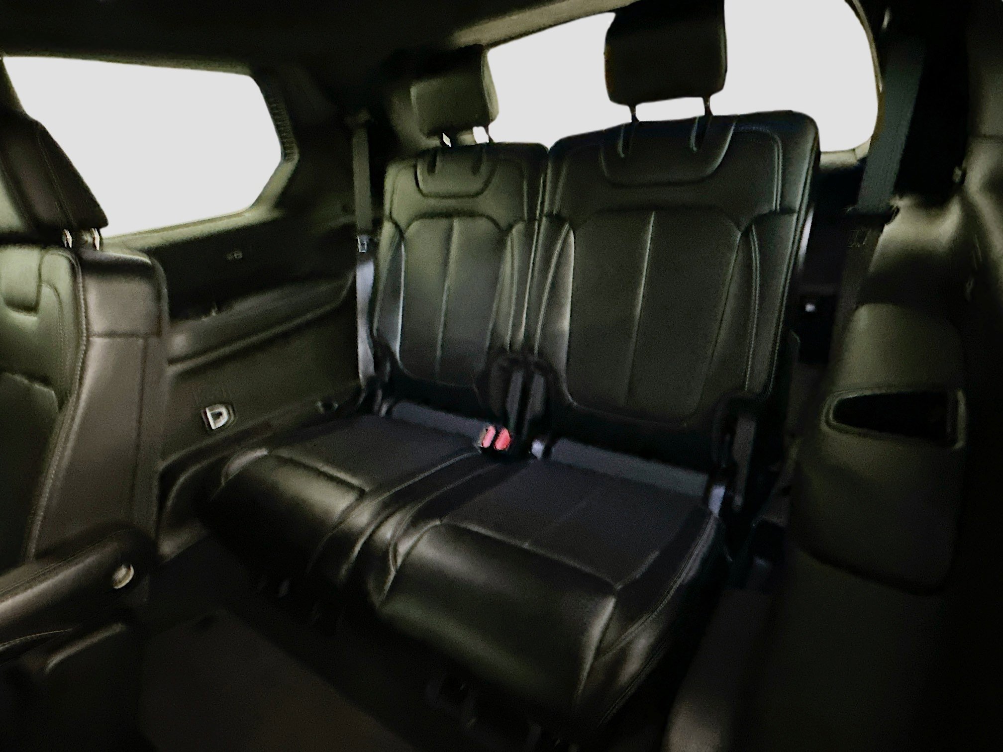 Used 2024 Jeep Grand Cherokee L Limited w/ Luxury Tech Group II image 31