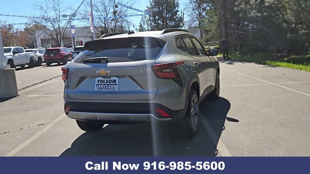 New 2026 Chevrolet Trax LT image 11