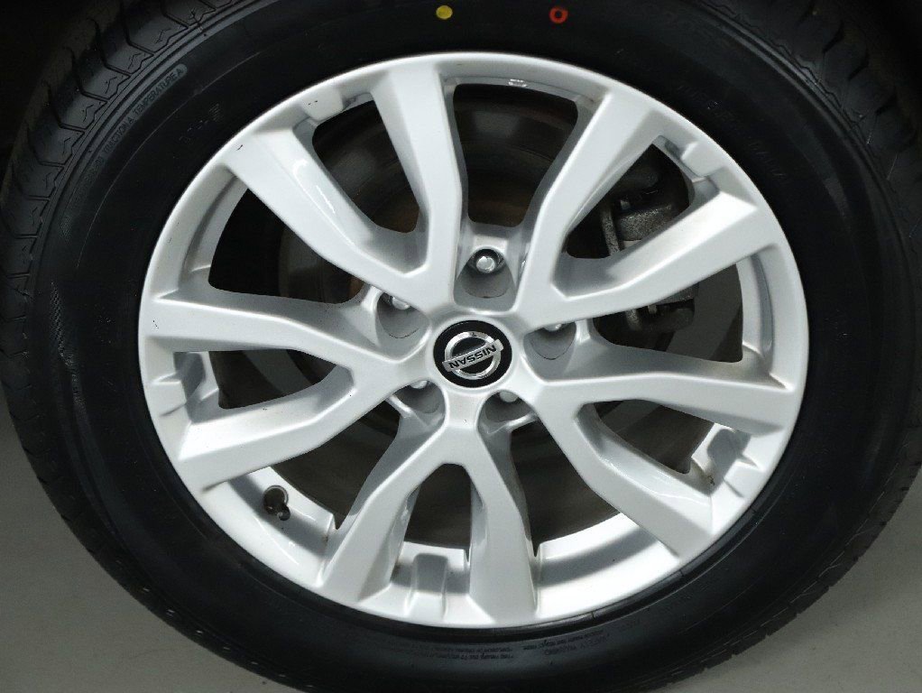 Certified 2022 Nissan Rogue Sport S image 38