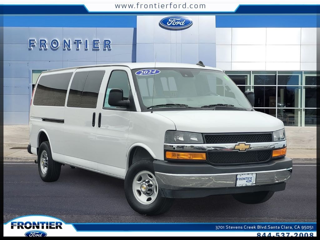 Used 2024 Chevrolet Express 3500 LT w/ LT Preferred Equipment Group RWD image 1