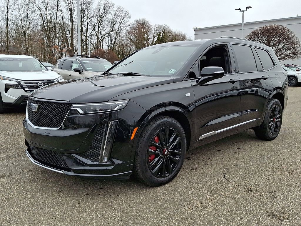 Used 2025 Cadillac XT6 Sport w/ LPO, Red Accent Package image 4