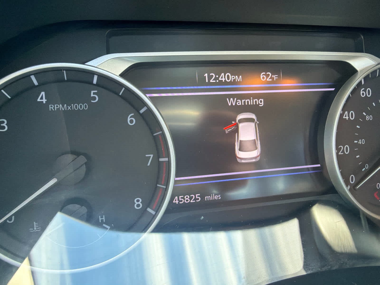 Used 2025 Nissan Sentra SV FWD image 12