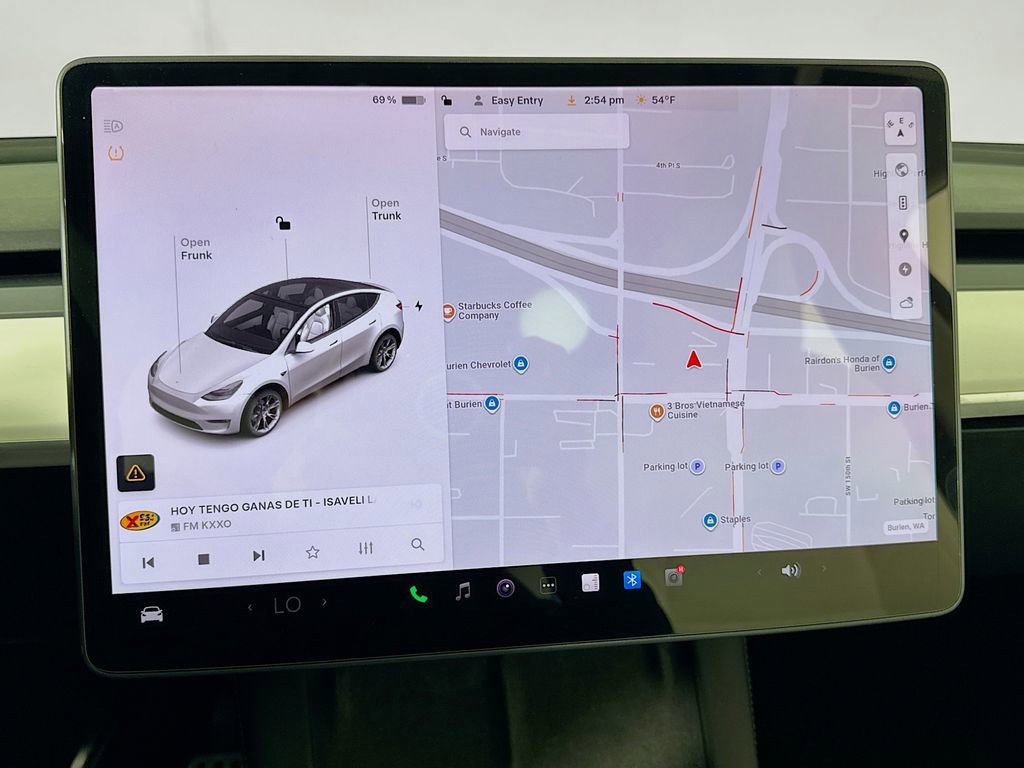 Used 2021 Tesla Model Y Long Range image 31