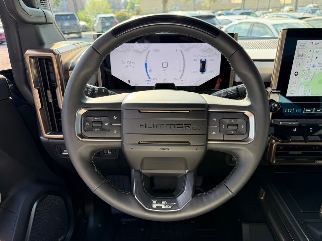 Used 2025 GMC Hummer EV 2X w/ Extreme Off-Road Package image 15
